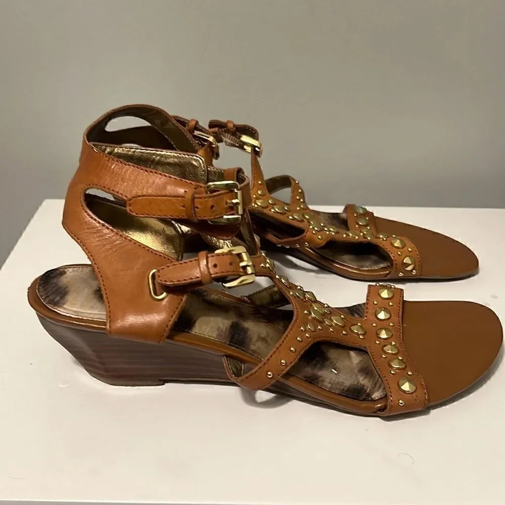 Guess Women's Brown Classic Studded Gold Gladiator Wedge Heel Sandals Size 8 M - Picture 3 of 11